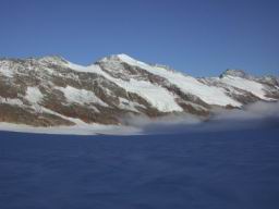 DSCN3628.jpg: Firmisanschneide und Schalfkogel (3537m)